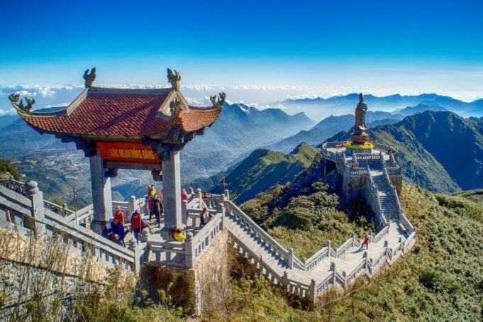 Asian Destinations To Visit Now Revealed O Yuy Ho Pass in Sapa, Vietnam