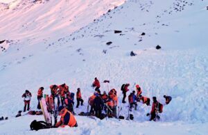 Avalanches Kill 8 Skiers in Austria Rescuers search for people after an avalanche in the Salzburg Pongau region of western Austria. Pic: AP