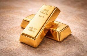 Stocks Plummet as Big Tech Earnings Near Record Gold High Fed week starts: U.S. stock futures dip as Big Tech earnings loom and gold hits new record