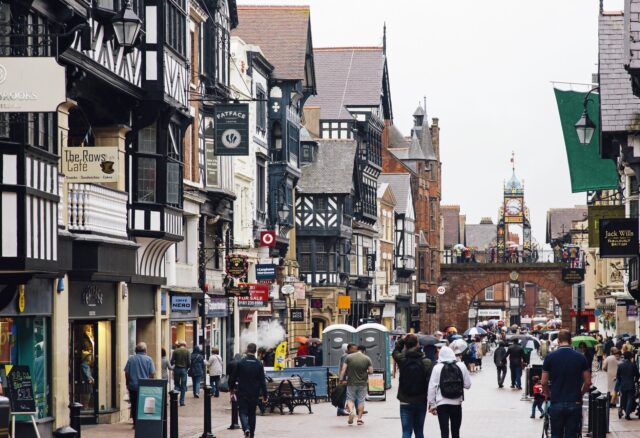 UK fashion spend to continue in 2026 despite financial pressures