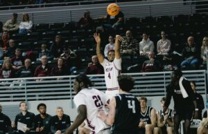 Colonels Win 2nd Straight In Thrilling Finish Colonels Pull Away Late To Win Second Straight